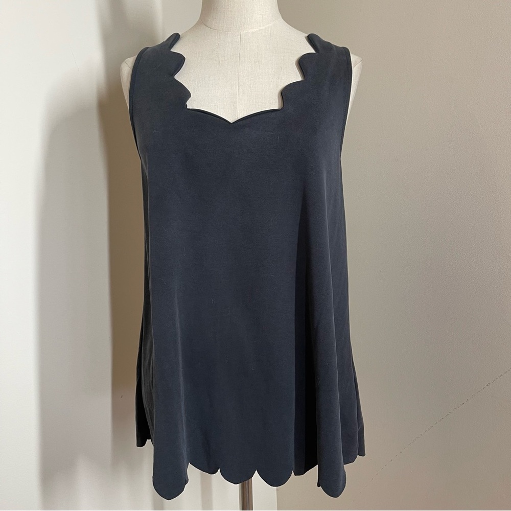 Eri & Ali Anthropologie Black Scalloped Sleeveless Topless Top Tank - Size XS